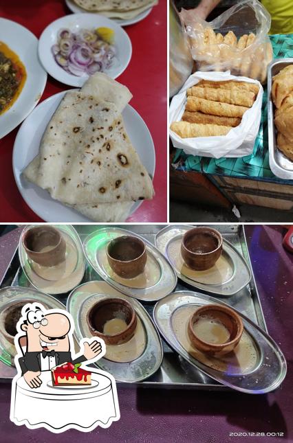 ZAKI HOTEL & GUEST HOUSE provides a number of desserts