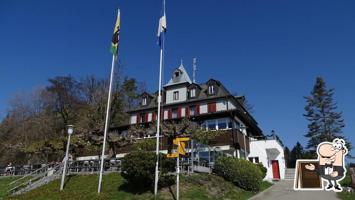 Goditi la vista dagli esterni di Hochwacht