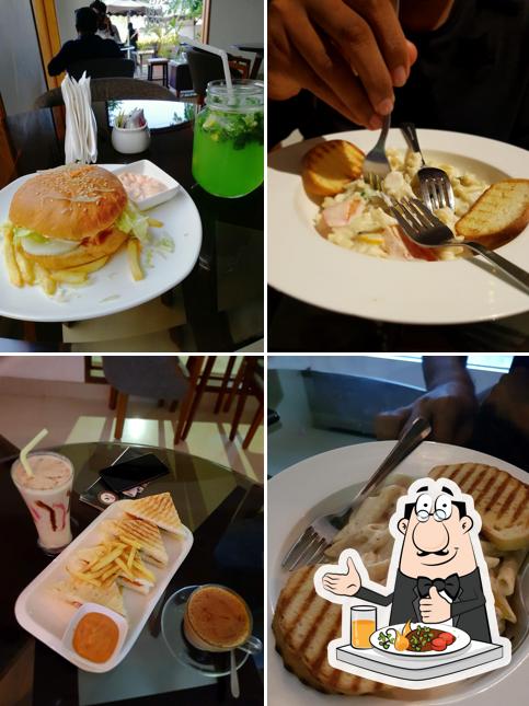 Food at Bean Mug