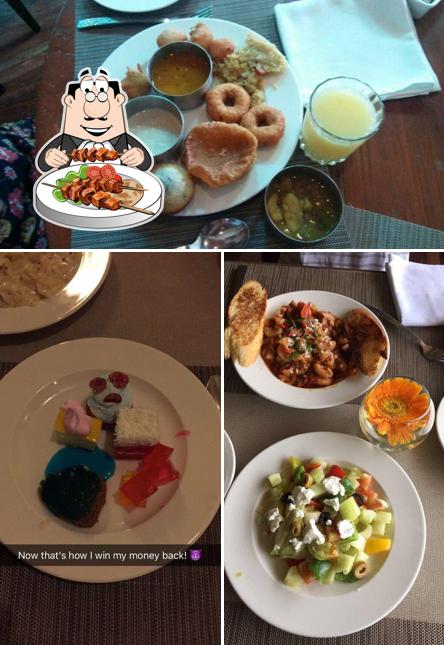 Food at Fariyas Resort Lonavala