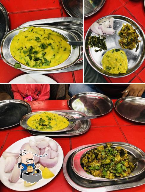 Meals at Hotel Mahaganpati Missal House & Snacks Center