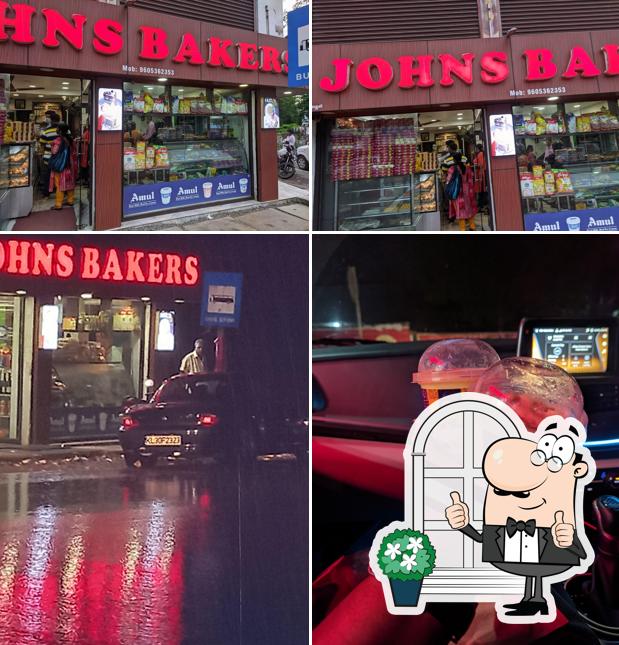 Check out how Johns Bakery looks outside