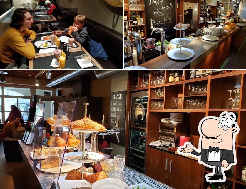 Siediti a un tavolo di Einstein