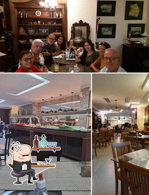 O interior do Restaurante Largo da Palmeira