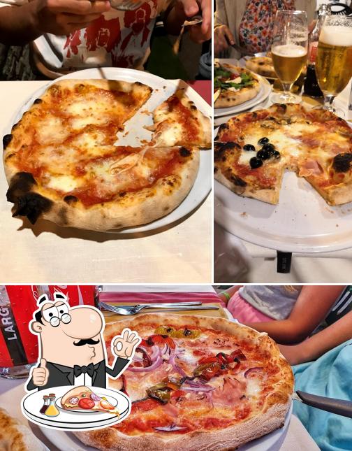 Scegli tra le molte varianti di pizza