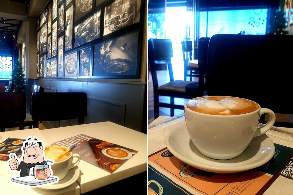 Cappuccino at BARISTA