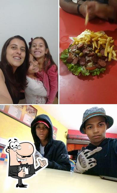 See this image of Mega Esfiha