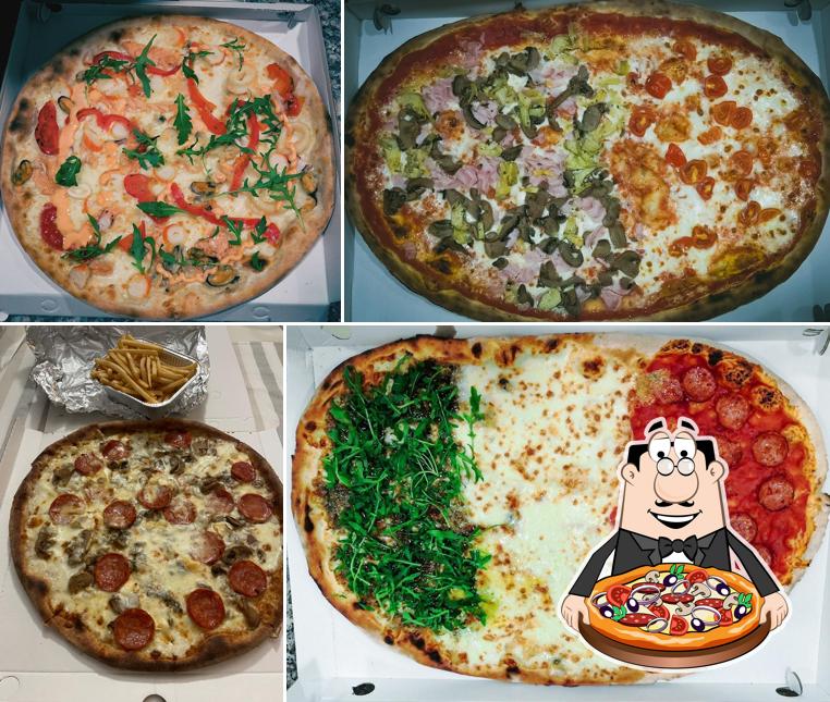 Ordina tra le svariate varianti di pizza