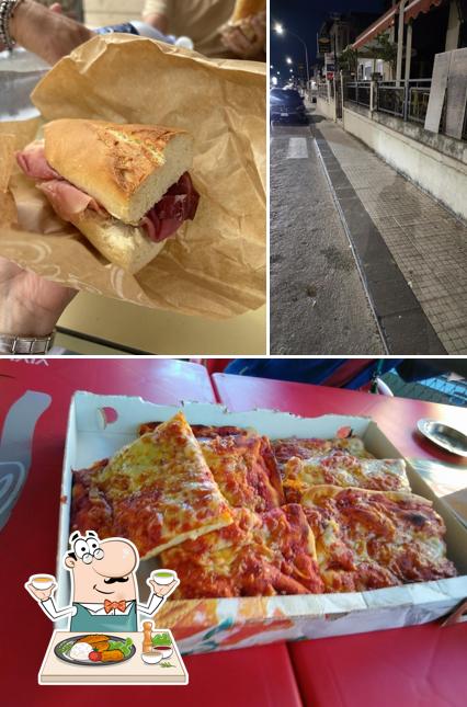 Non Solo Pane si caratterizza per la cibo e esterno