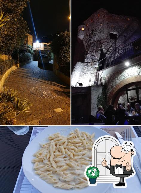 La foto di esterno e cibo da Birreria-Spaghetteria-Pizzeria Il Santo