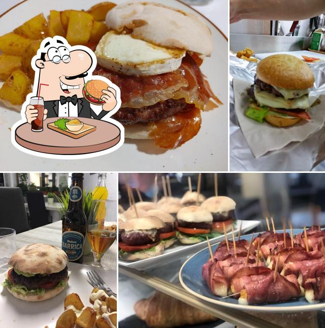 Prova un hamburger a La Creperia