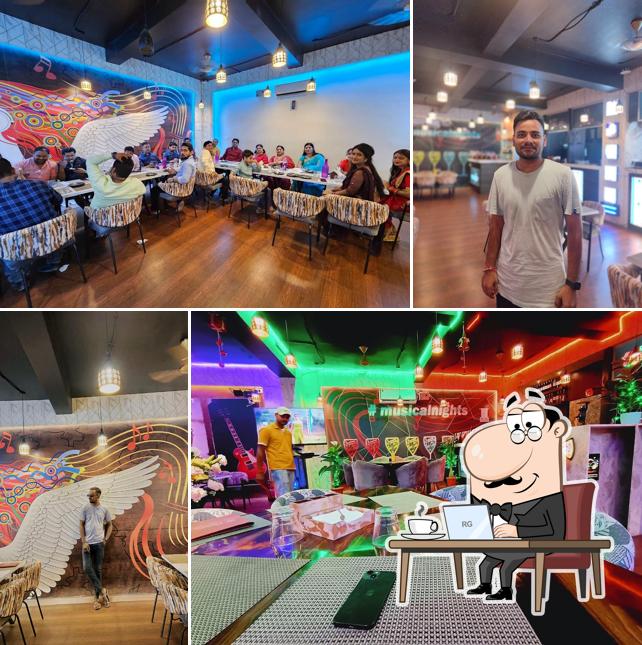 Check out how Flavours Pocket Food Court looks inside