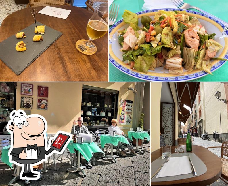 Tasso Lounge Bar si caratterizza per la esterno e interni