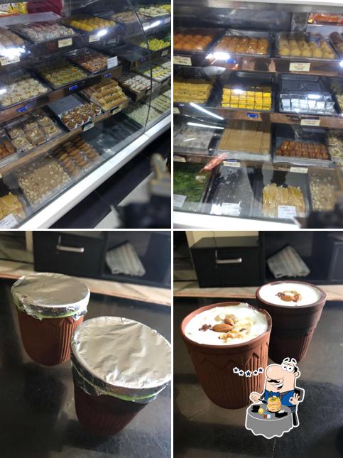 Food at Bikaner Sweet