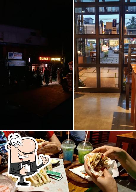 See this image of Burger Lounge Grapas Burger Lounge