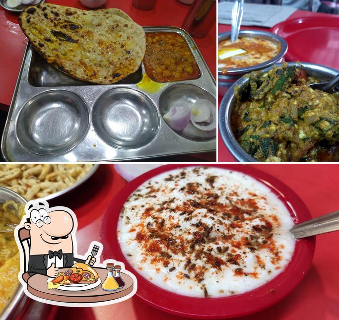 Order pizza at Swad Ganga Bhojnalaya