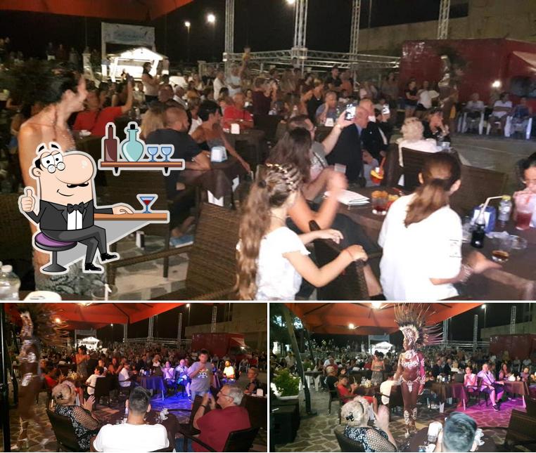 Dai un'occhiata agli interni di Sayonara Cafè Roma
