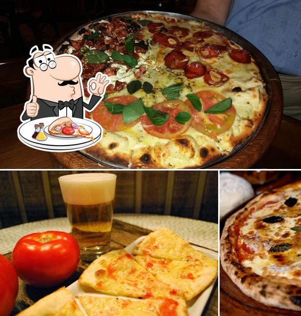 Peça pizza no Jullia Pizzaria - Santana