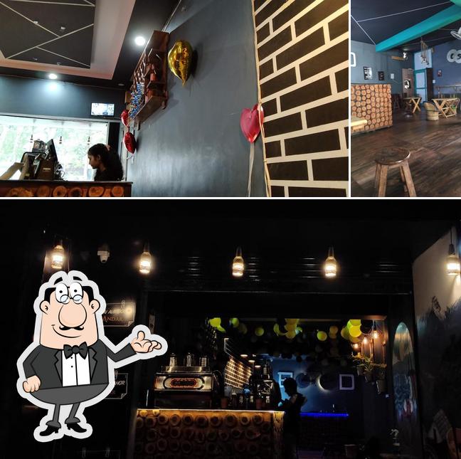 The interior of CHAI SUTTA BAR, Haldwani