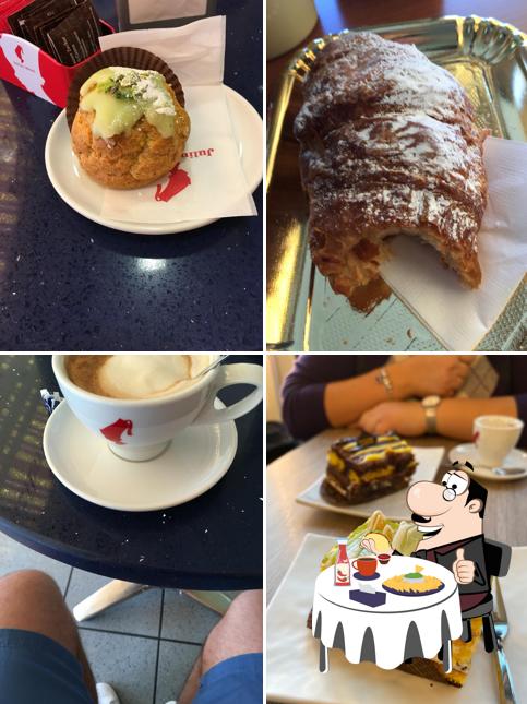 Prenditi un hamburger a Pasticceria Agostini