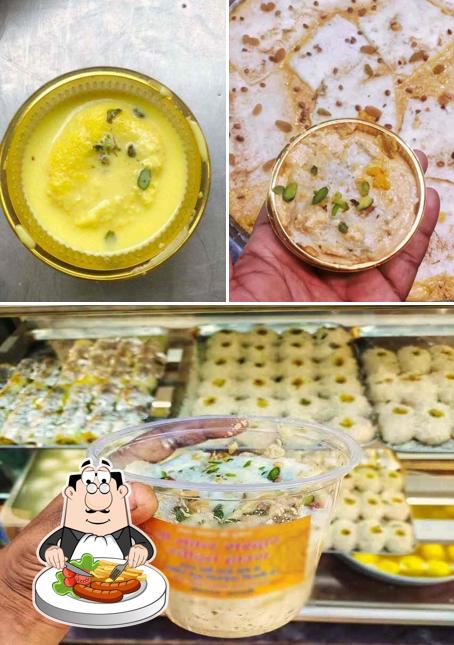 Shri Sankar Sardar Sweet House