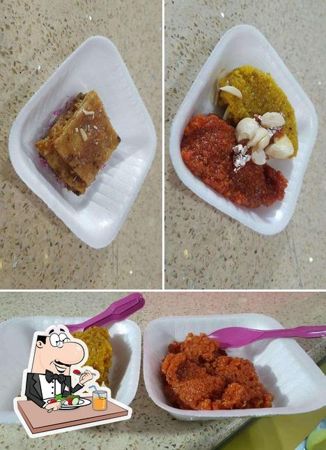 Food at Hameedi Confectioners
