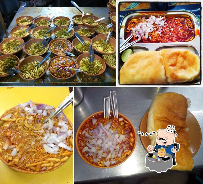 Food at Mamledar Kacheri Misal (Talao Pali)