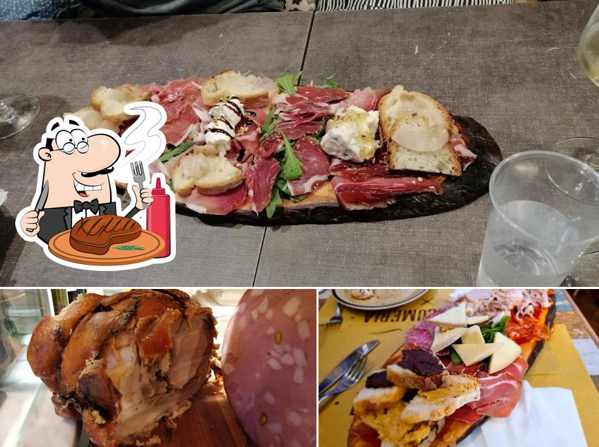 C'è un'ampia selezione di piatti per gli amanti della carne