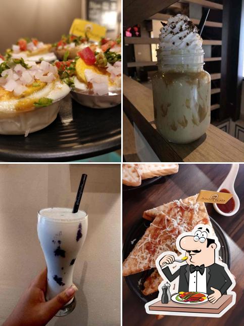 Food at Andeywala - Varanasi