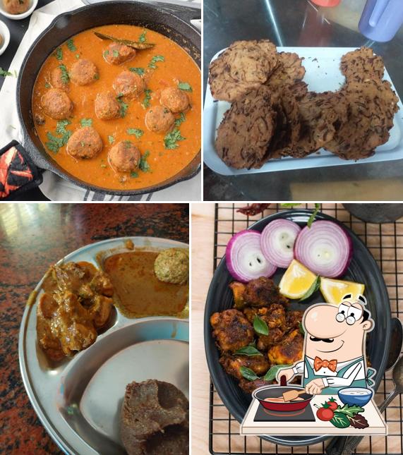 Chicken curry at Maruthi Military Hotel