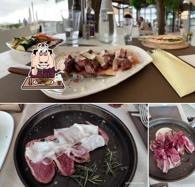 Prenditi i piatti di carne a Pica Pica Pub