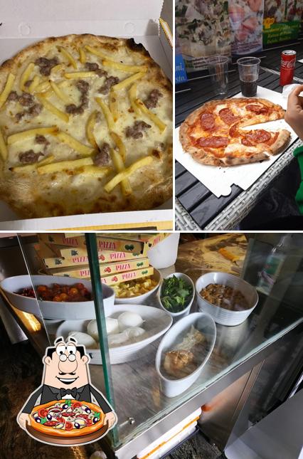Scegli una pizza a Pizzeria Le Streghe