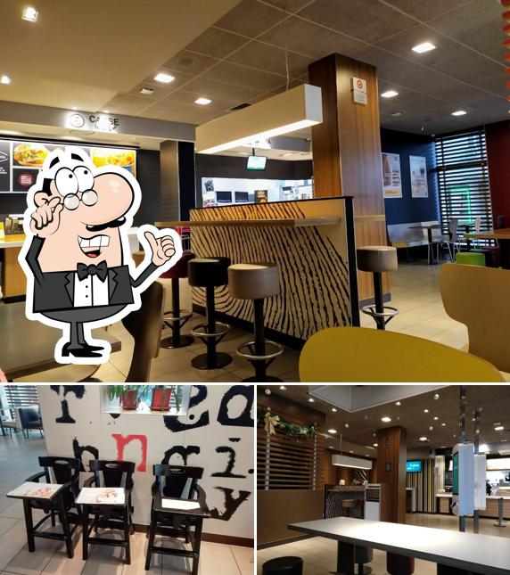 Gli interni di McDonald's Pescara Marconi