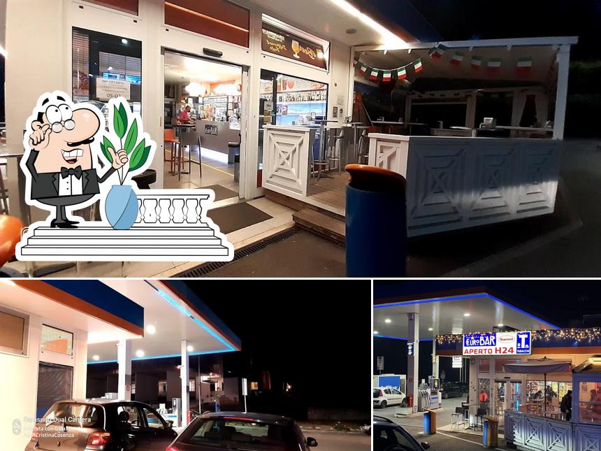 Gli esterni di Distributore Carburanti IP Gpl Metano (L-CNG) 24h Ricarica Elettrica EnelX - Via Tuzi (PG)