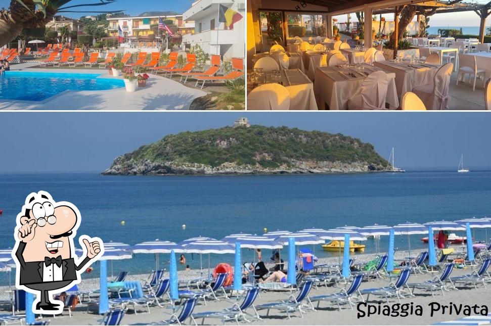 Gli interni di Hotel Cristina con piscina