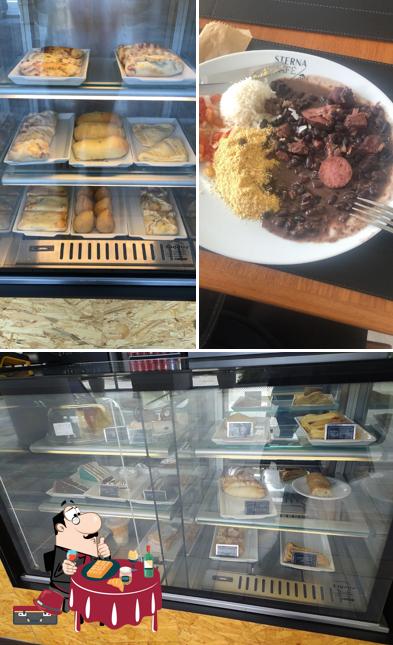 Sterna Café Domo serve uma escolha de sobremesas