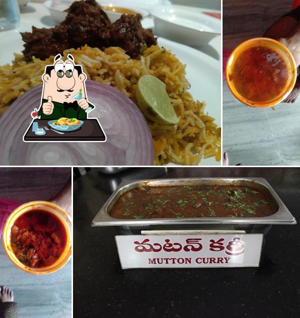 Food at Sri Mayura