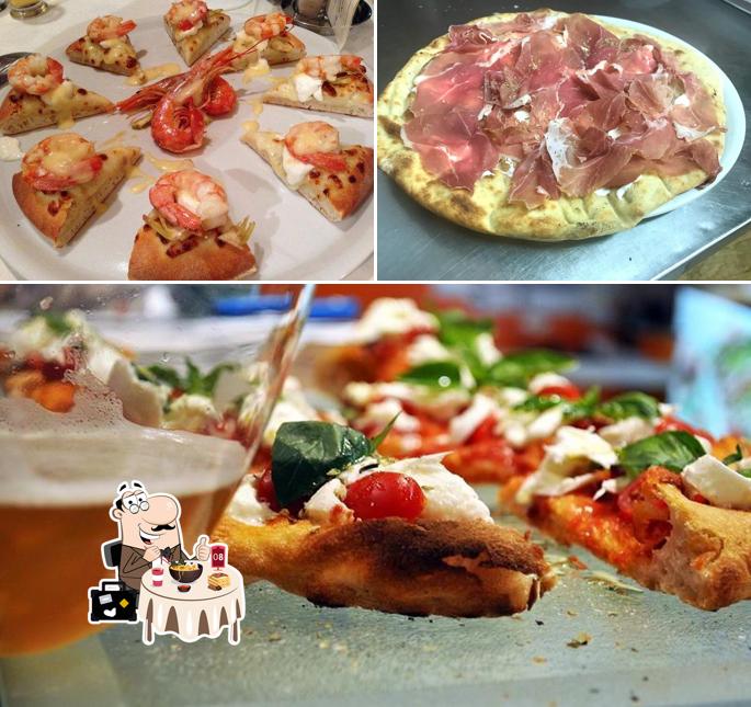 Cibo al PIZZAMANIA PIZZE D’ASPORTO con SERVIZIO a DOMICILIO