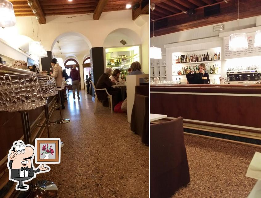 Siediti a un tavolo di Caffè Deon 1870