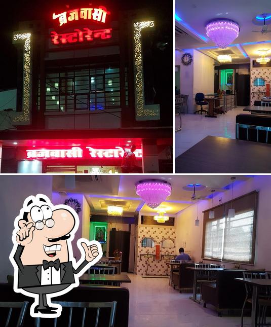 The interior of Best Jain Food, Chinese Restaurant, Food Delivery in Train, North Indian Food In Damoh