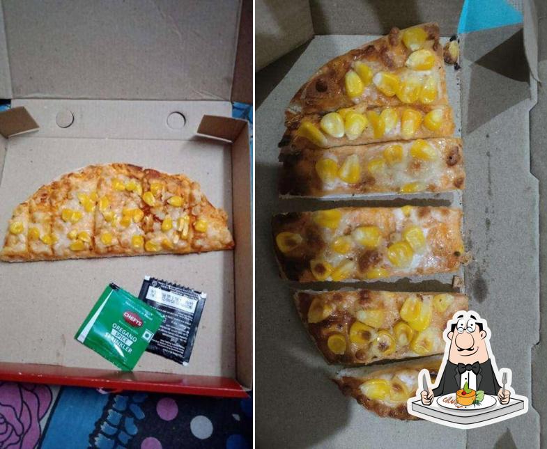 Food at Cur'domino Pizza
