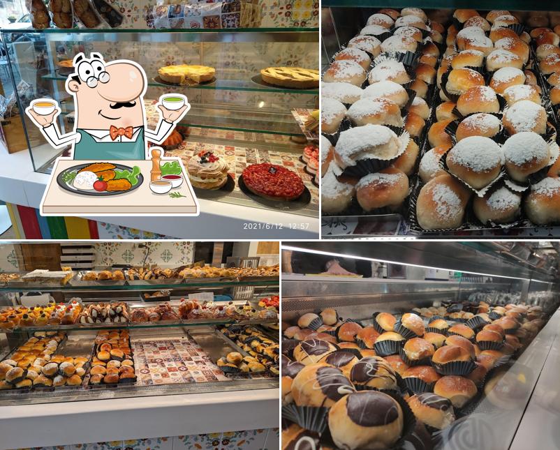 Platti al Pasticceria Poppella