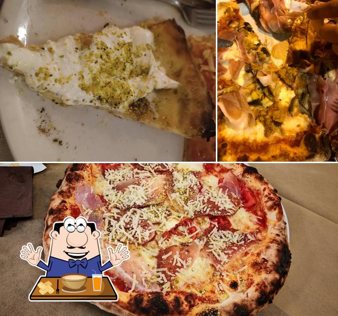 Cibo al Pizzeria Trattoria La Scalinata Di Volo