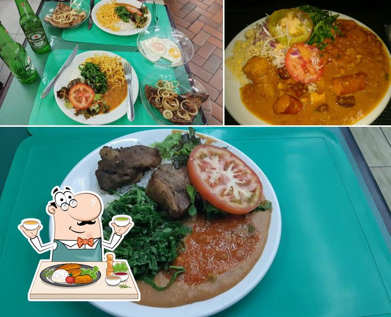 Comida em Restaurante Jorge Americano