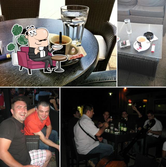 Cafe "NEW YORK"