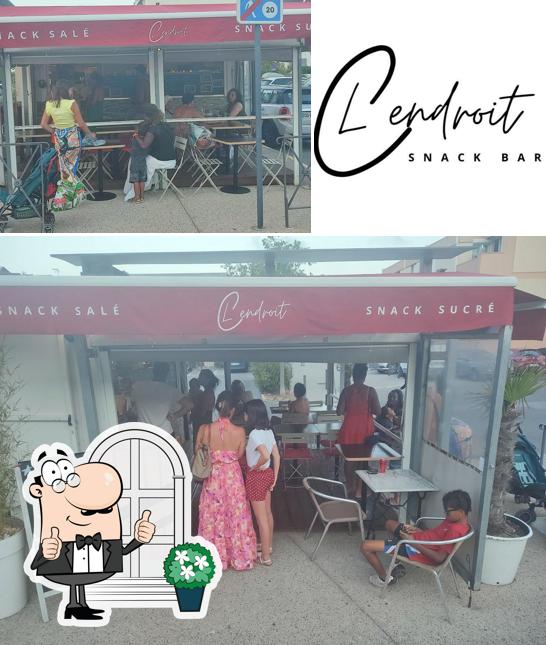 C L'endroit