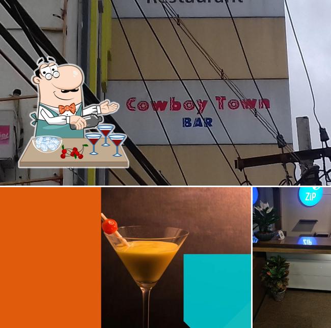 Downtown Bar & Lounge serves alcohol