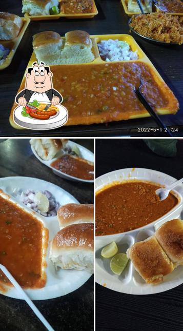 Food at Novelty Pav Bhaji
