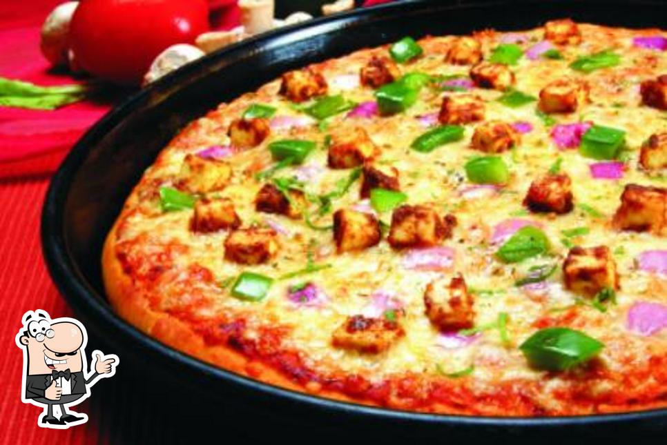 See the pic of Smoggy Pizza Hut