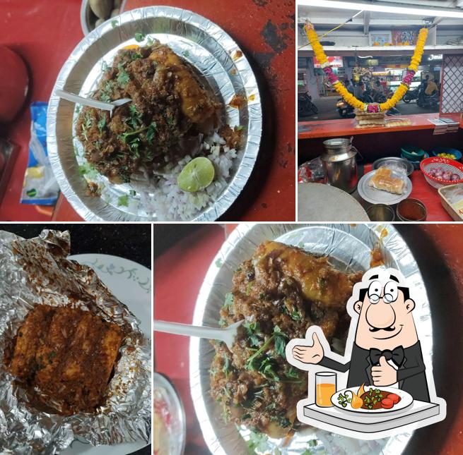 Food at shri nath pavbhaji